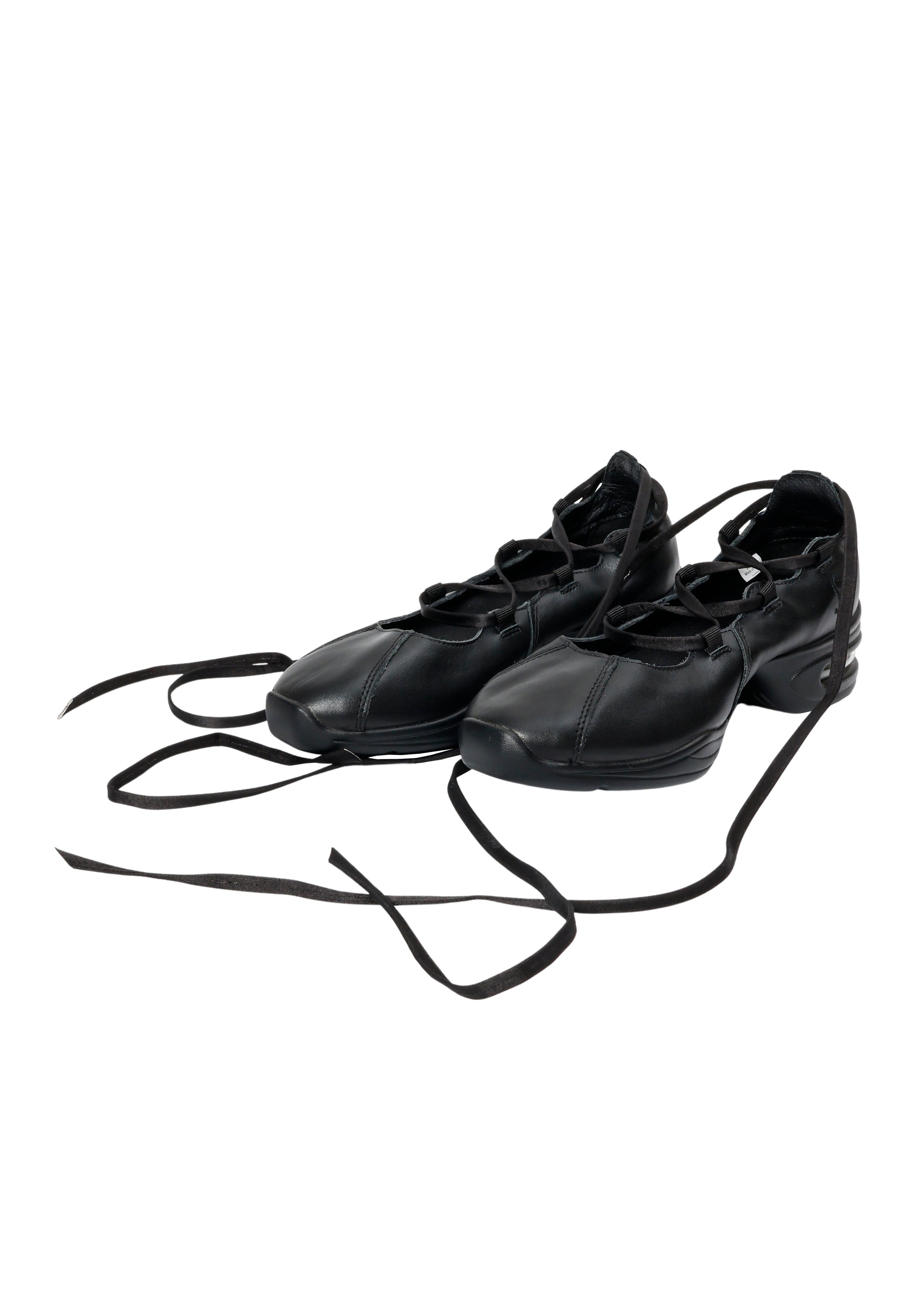 【MADE TO ORDER】Posie Lace Up Shoes