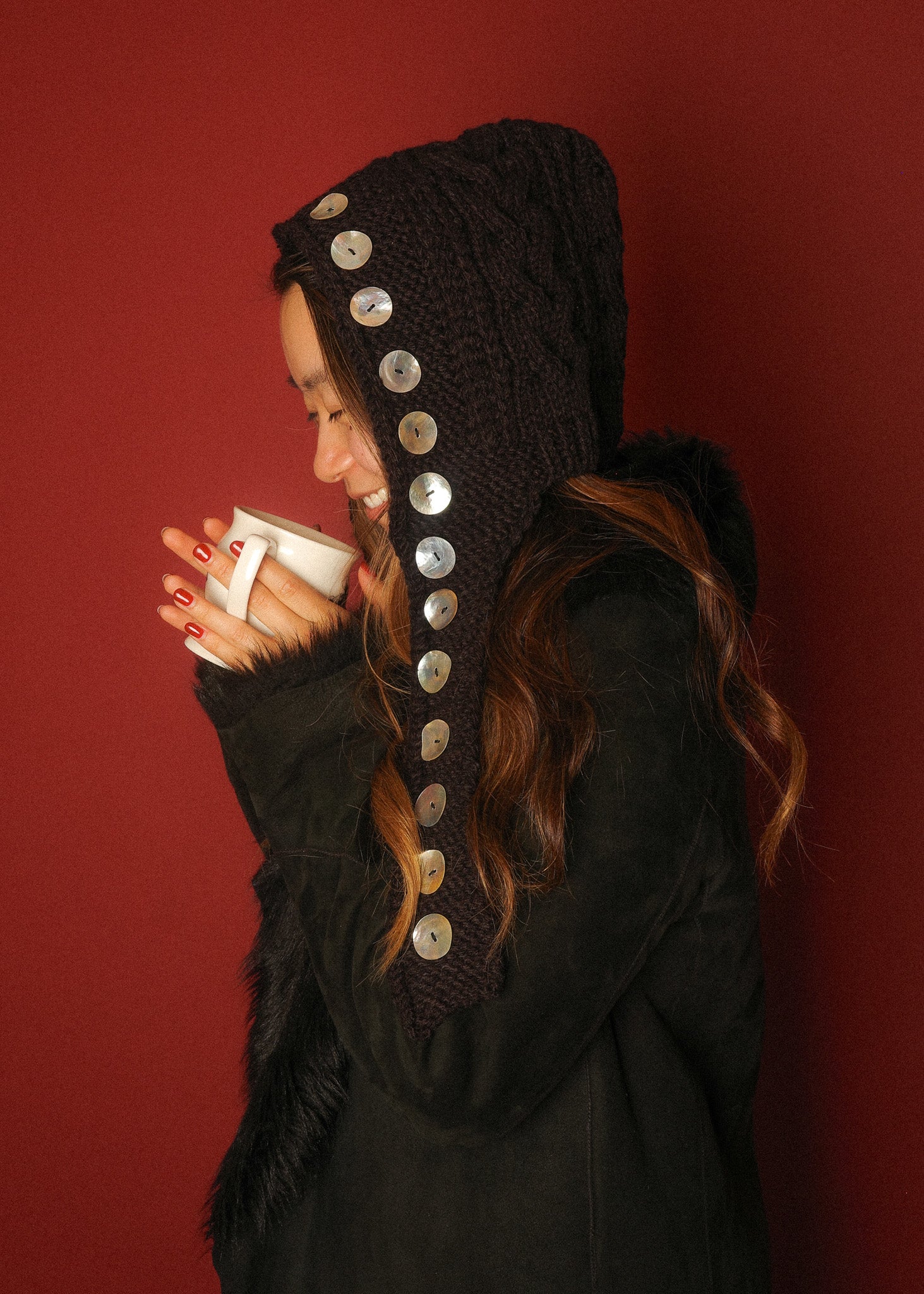 Shell botton knit hat