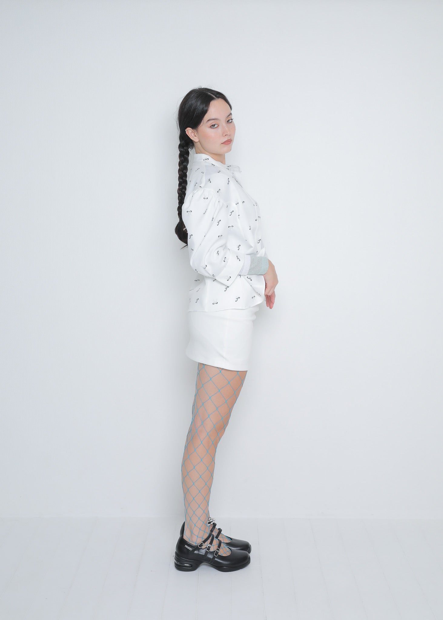Notte / puff sleeve shirt