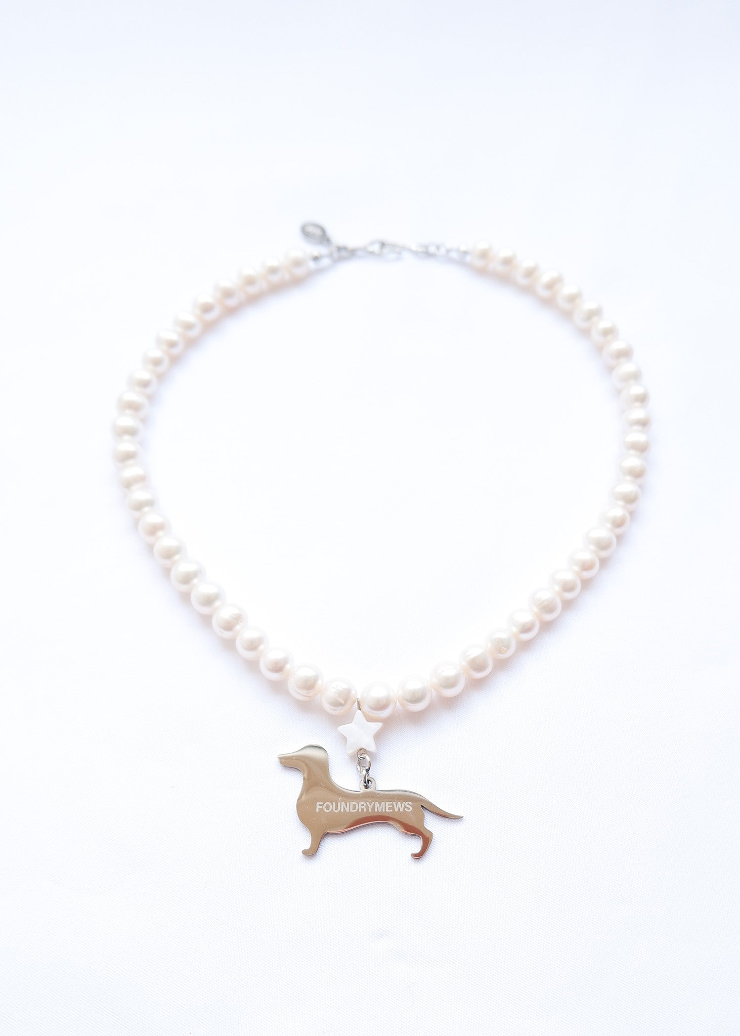 FM Signature Charm Necklace - Special Pearl | Dog