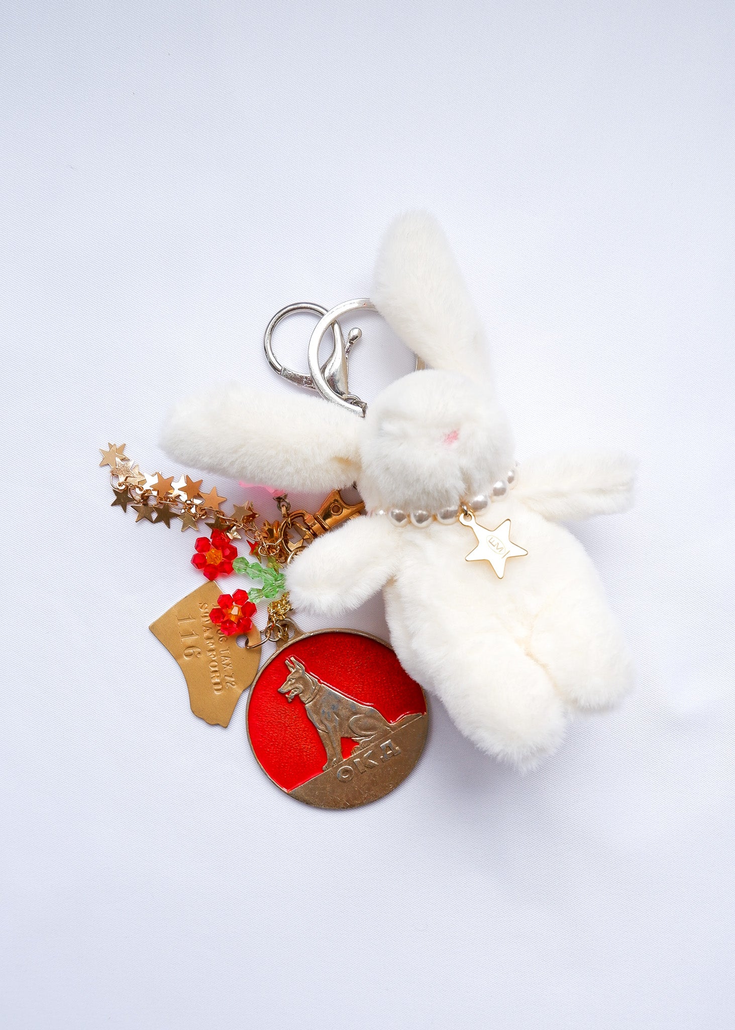 Petite Mews One of a Kind Bag Charm / White 116