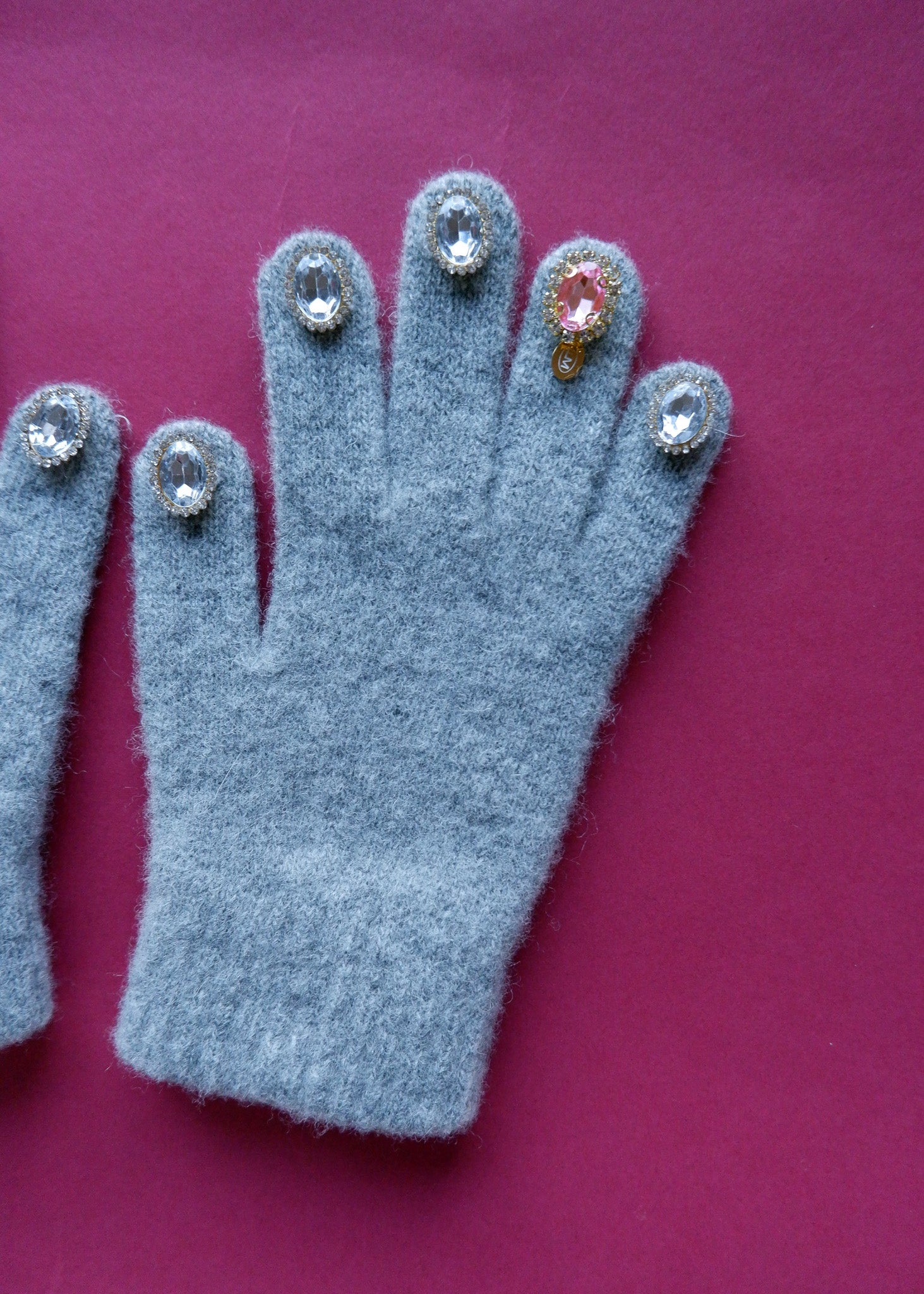 Holiday Nail Glove
