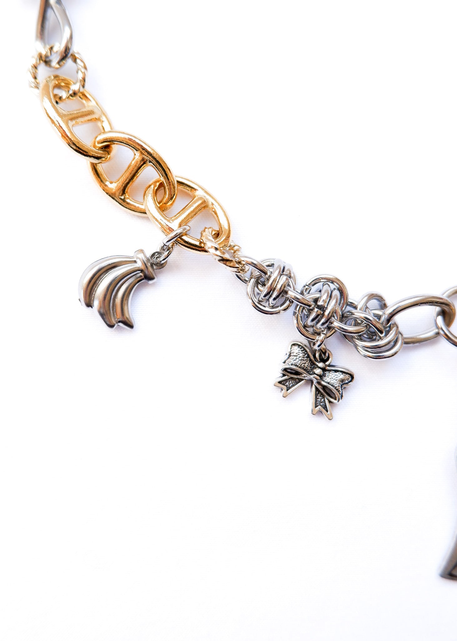 LIMITED CHARM NECKLACE /1969