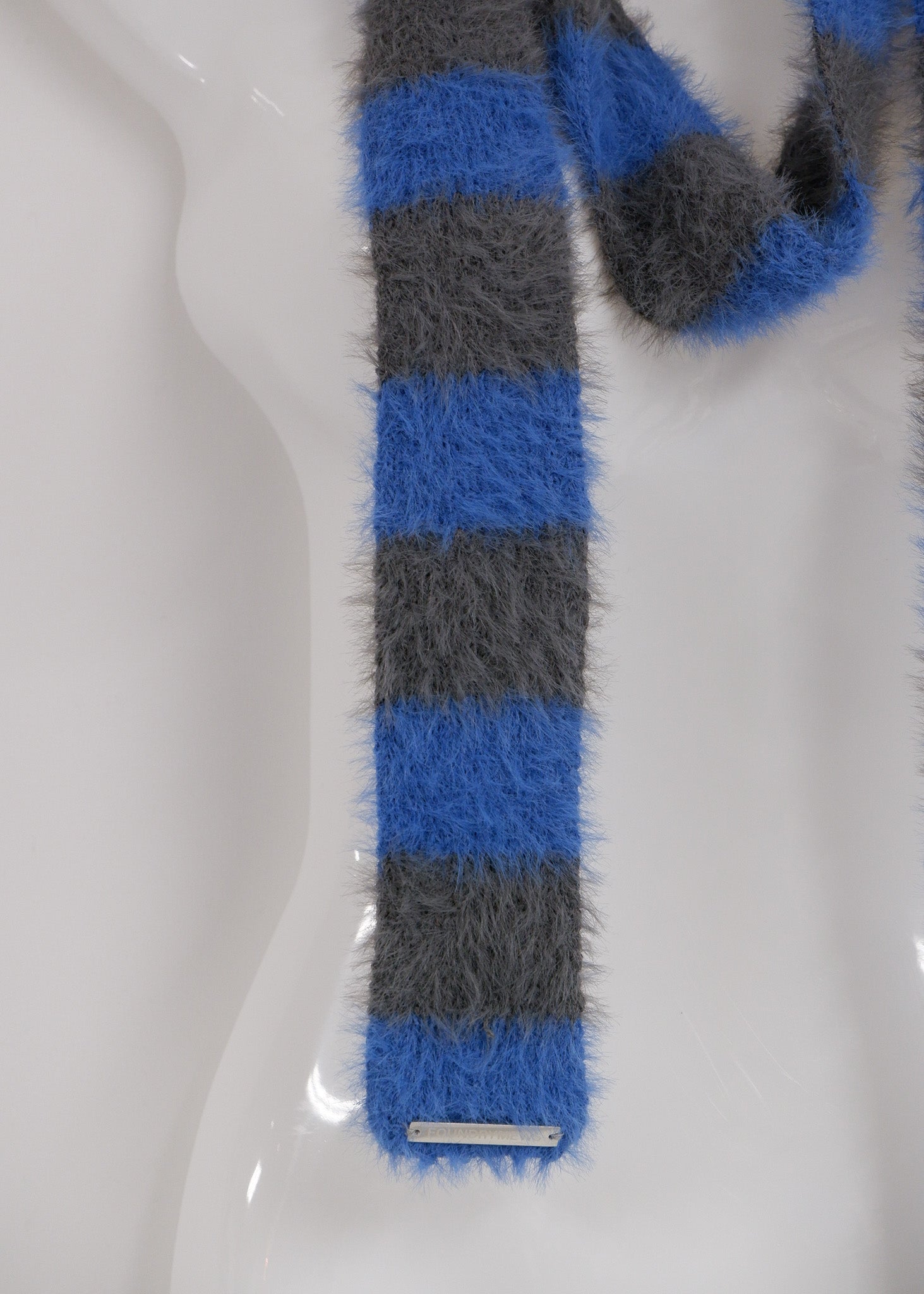 SHIMASHIMA Muffler with Metal Logo Plate