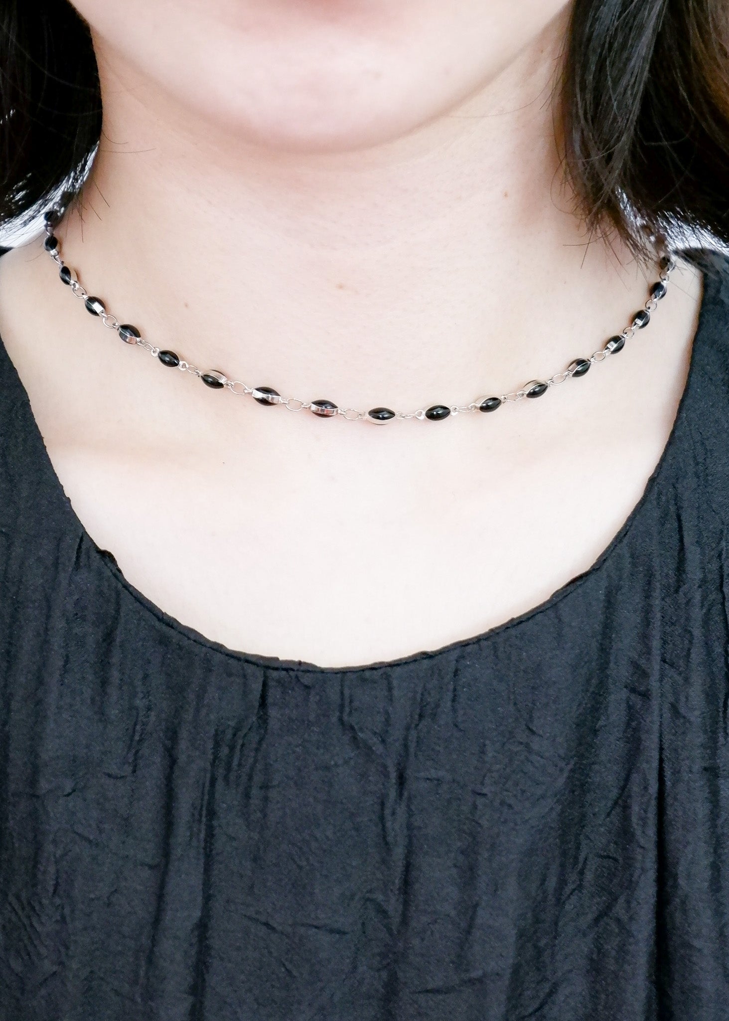 Dove / silver tone