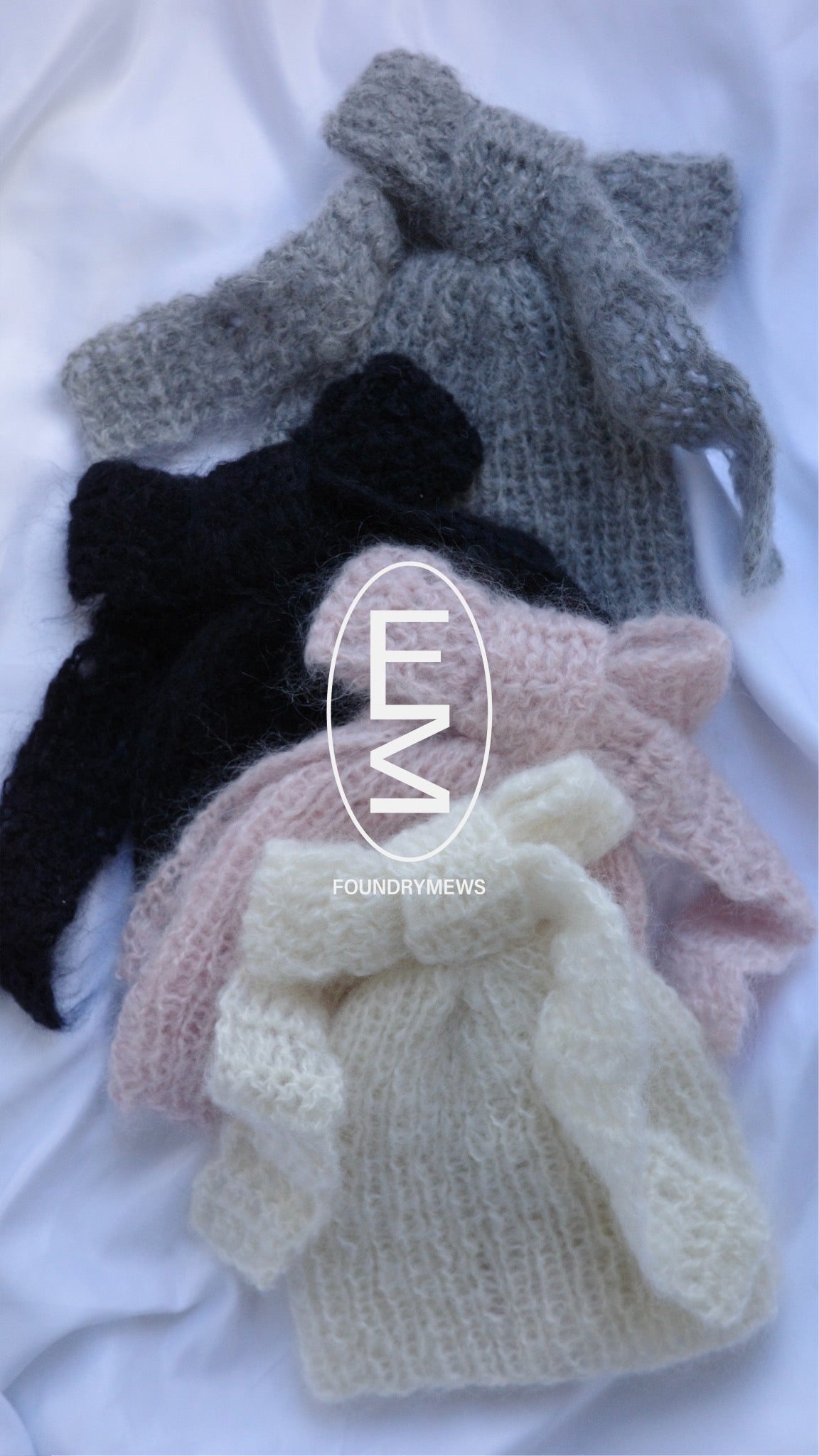 Mohair bow knit hat
