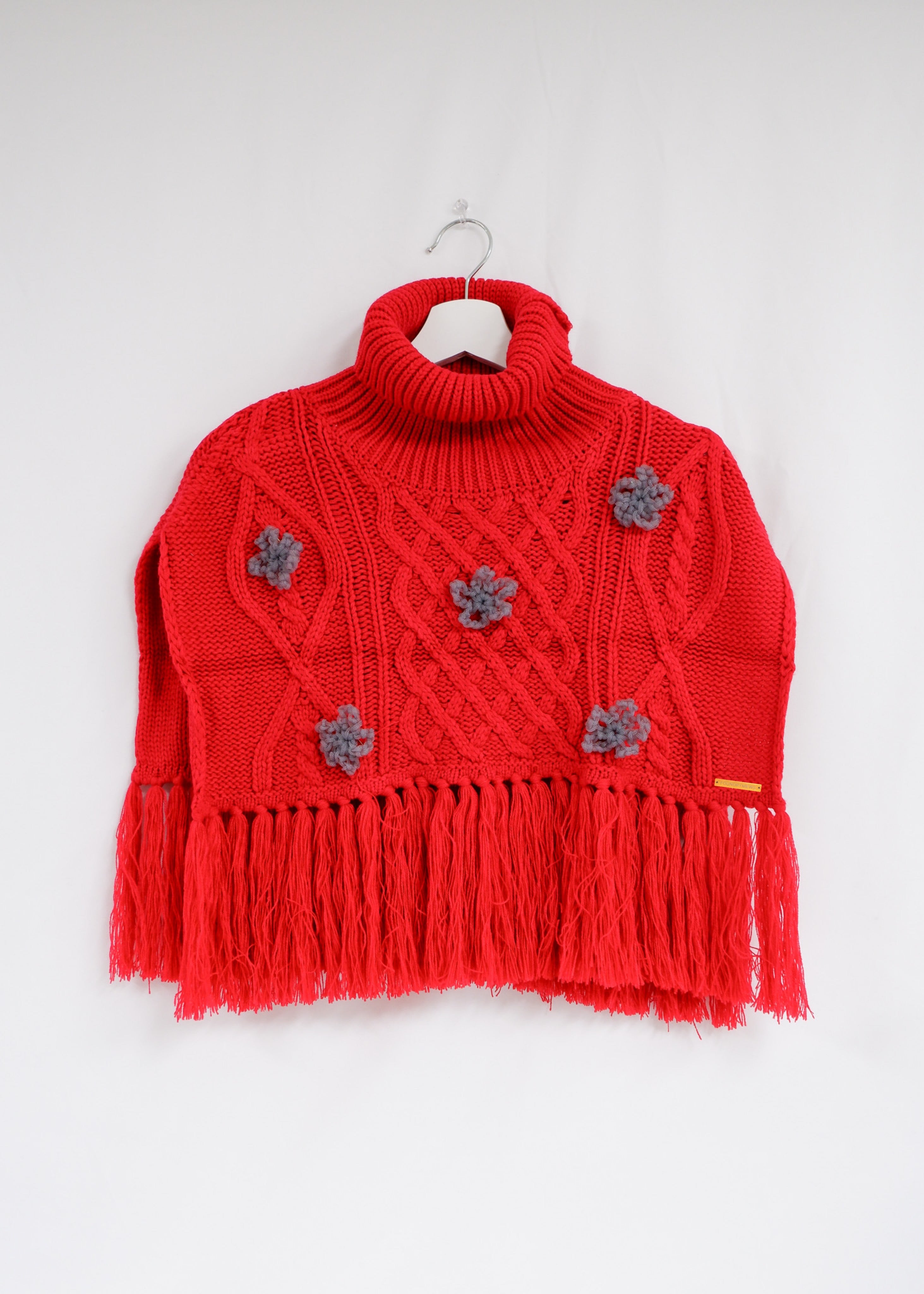 FM knit flower poncho