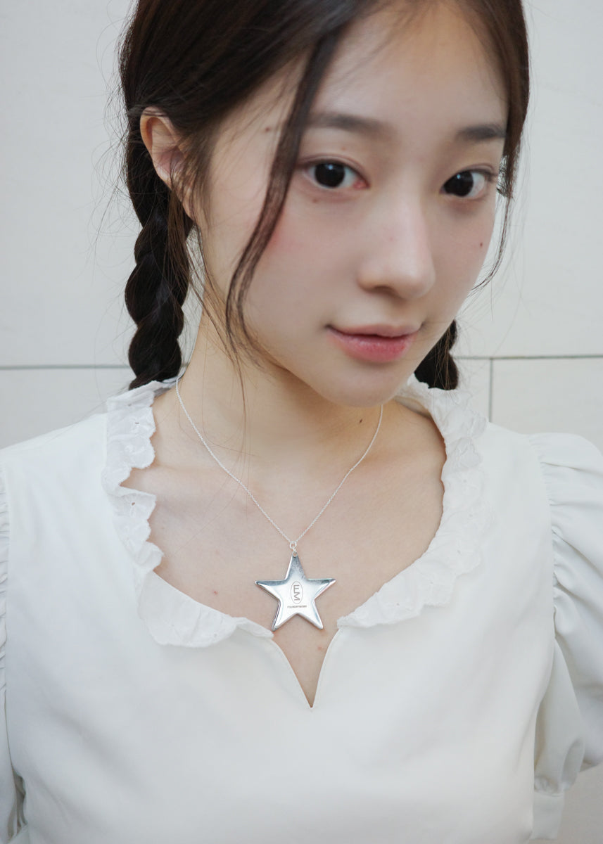 FM Signature Charm Necklace -Star