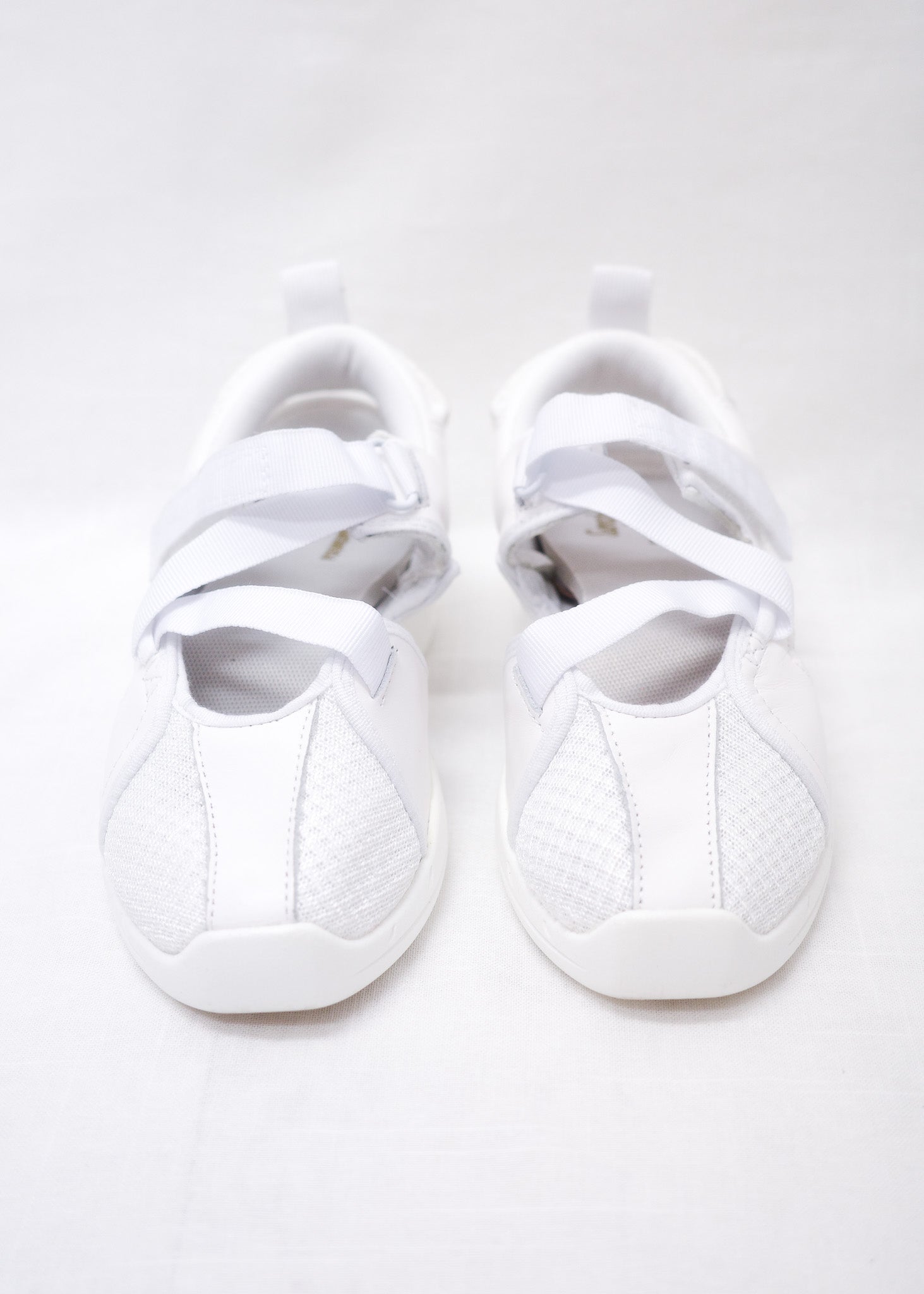 MADE TO ORDER】Foundrymews / White canvas shoes – Foundry Mews