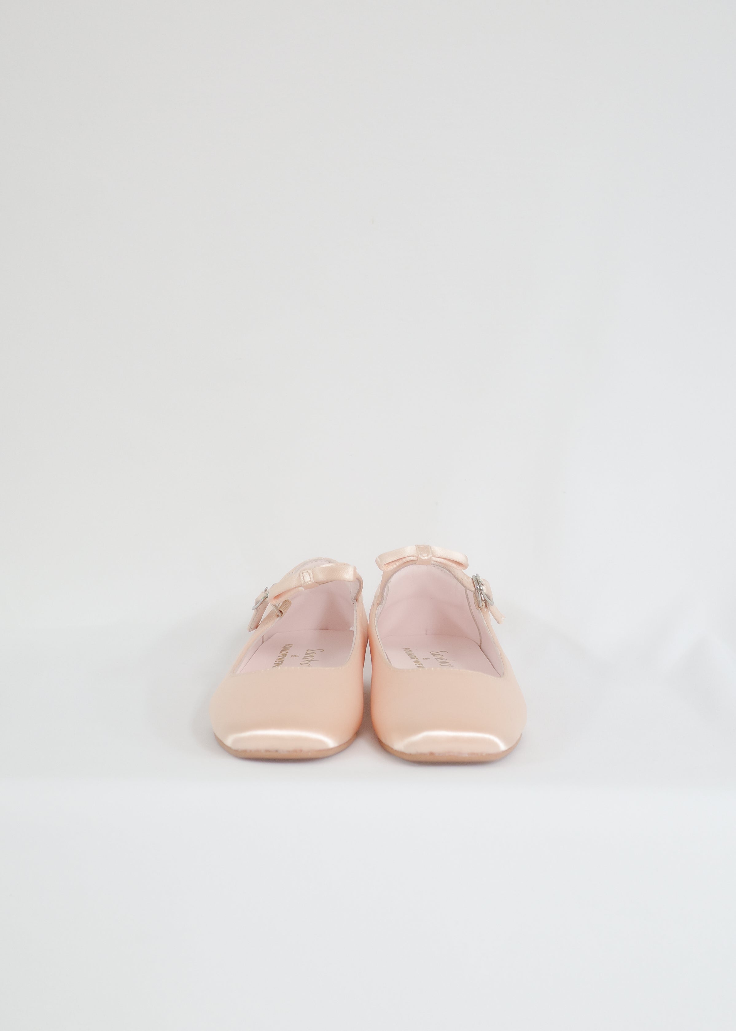 Madeline / Pink satin