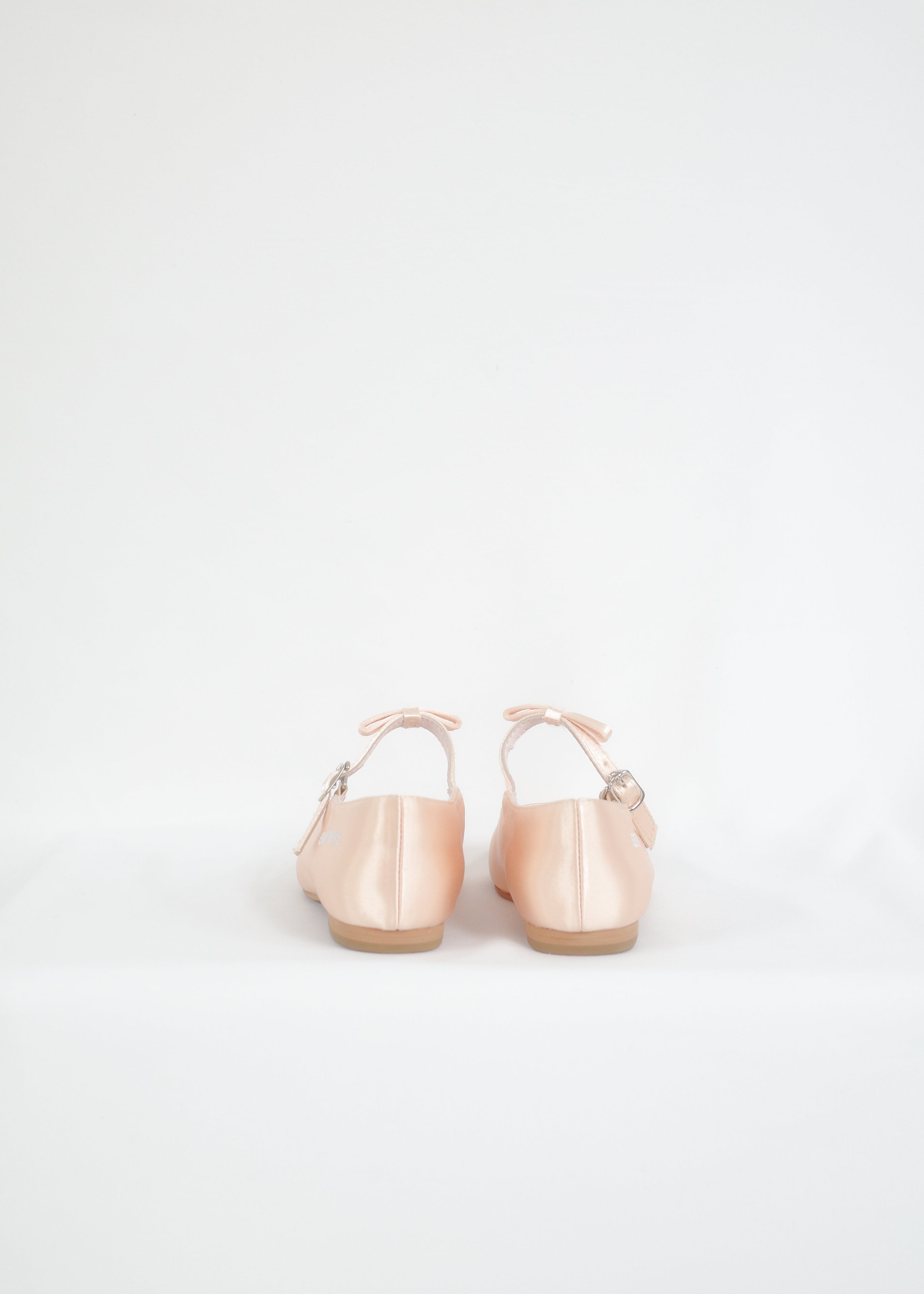 Madeline / Pink satin