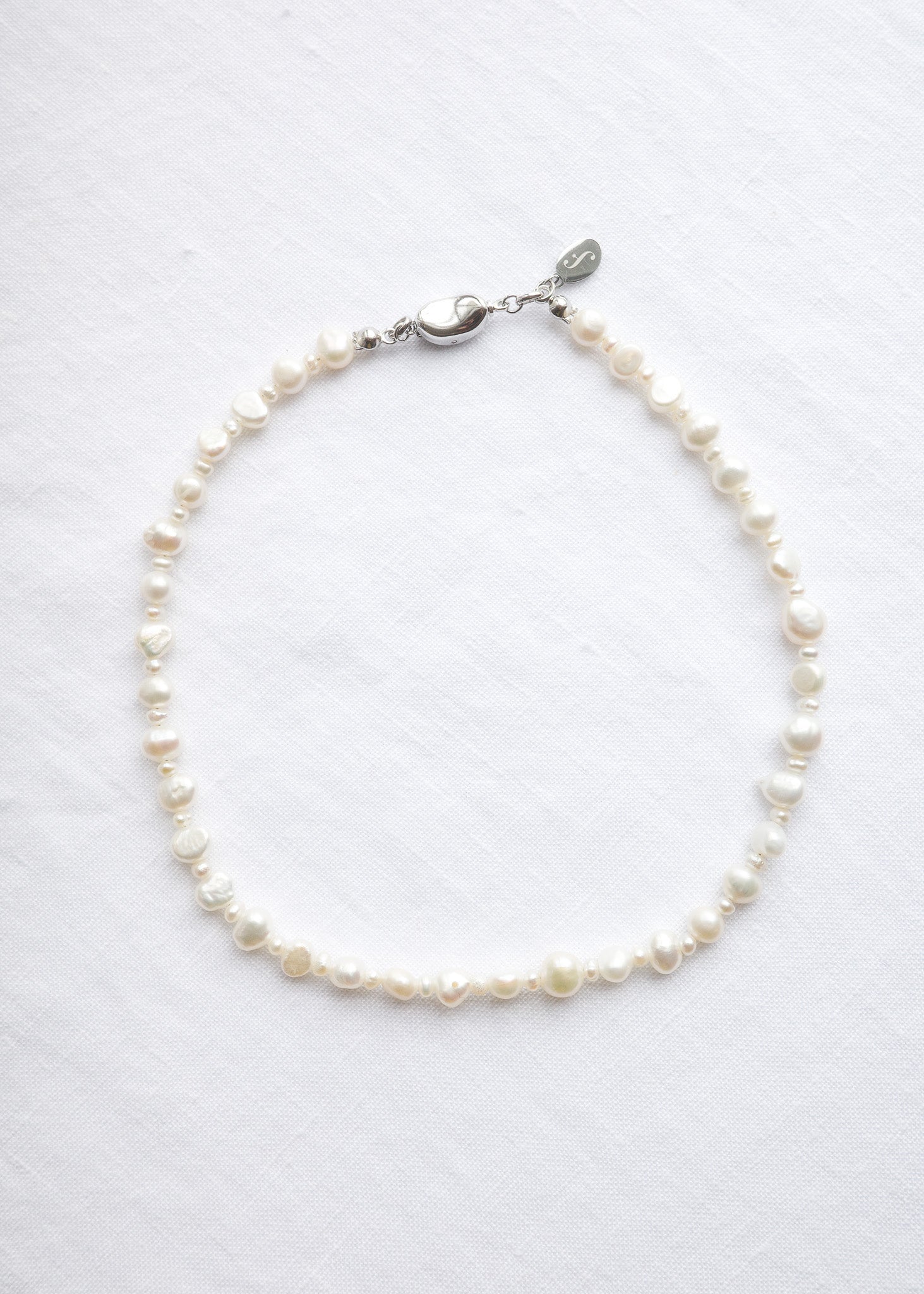 【SALE】petite pearles necklace