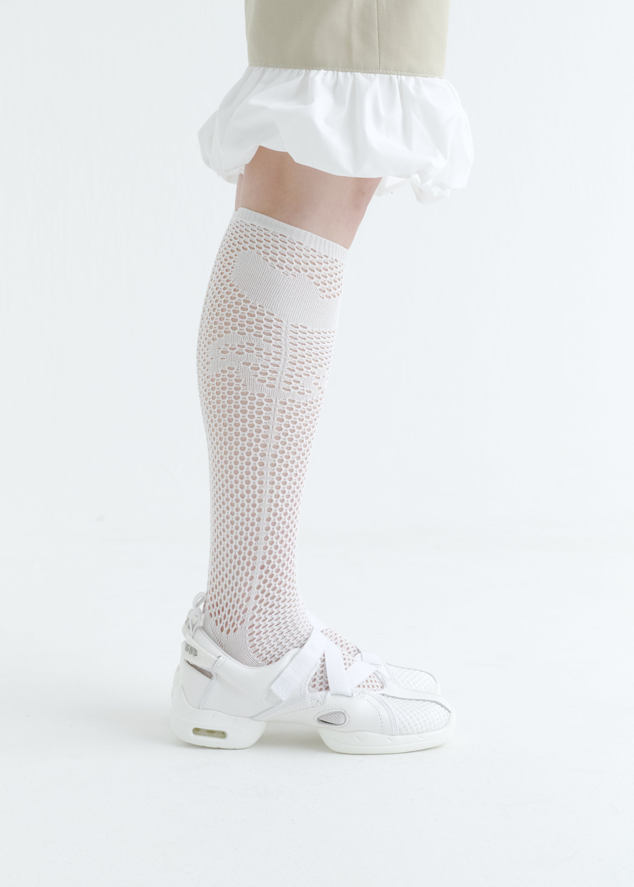 【MADE TO ORDER】Foundrymews / White canvas shoes