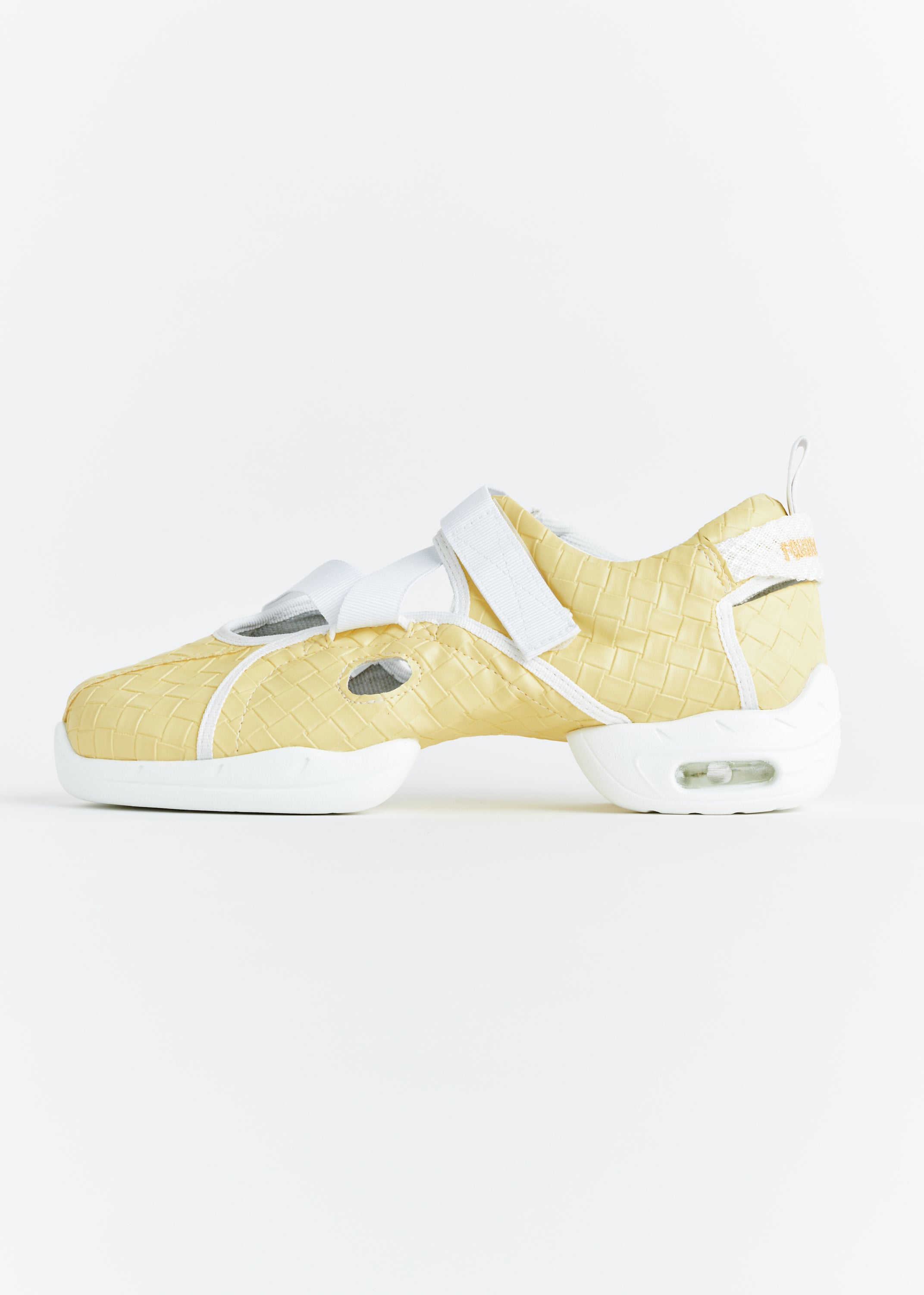 【MADE TO ORDER】JENNIE - YELLOW