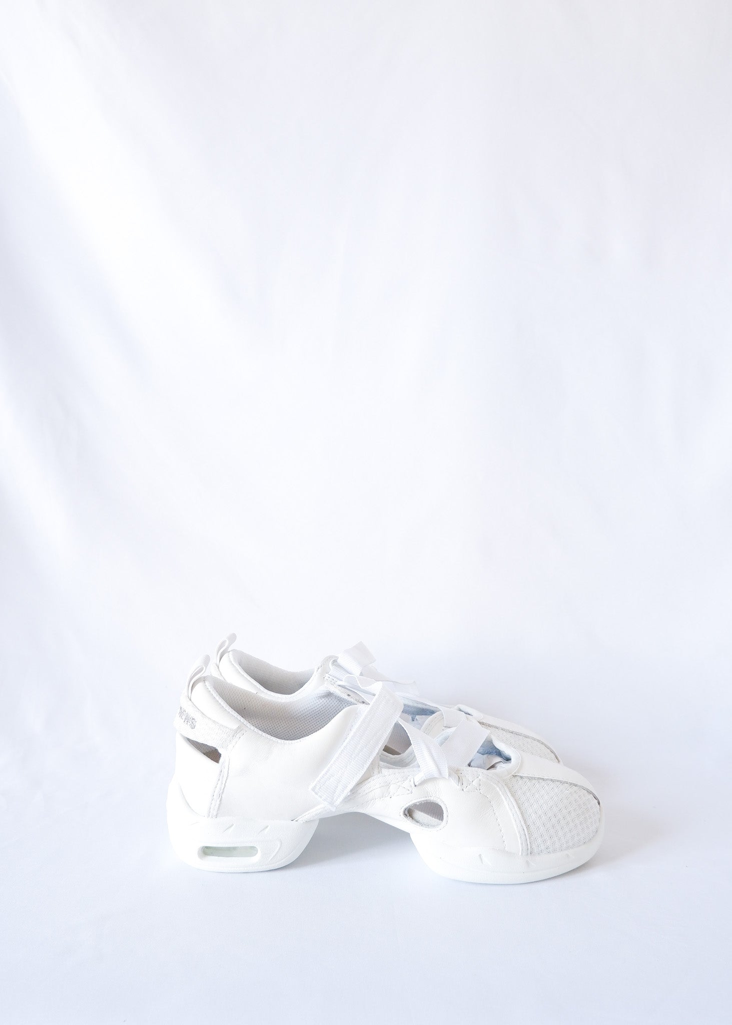 【SALE】White Canvas | 8M P-1