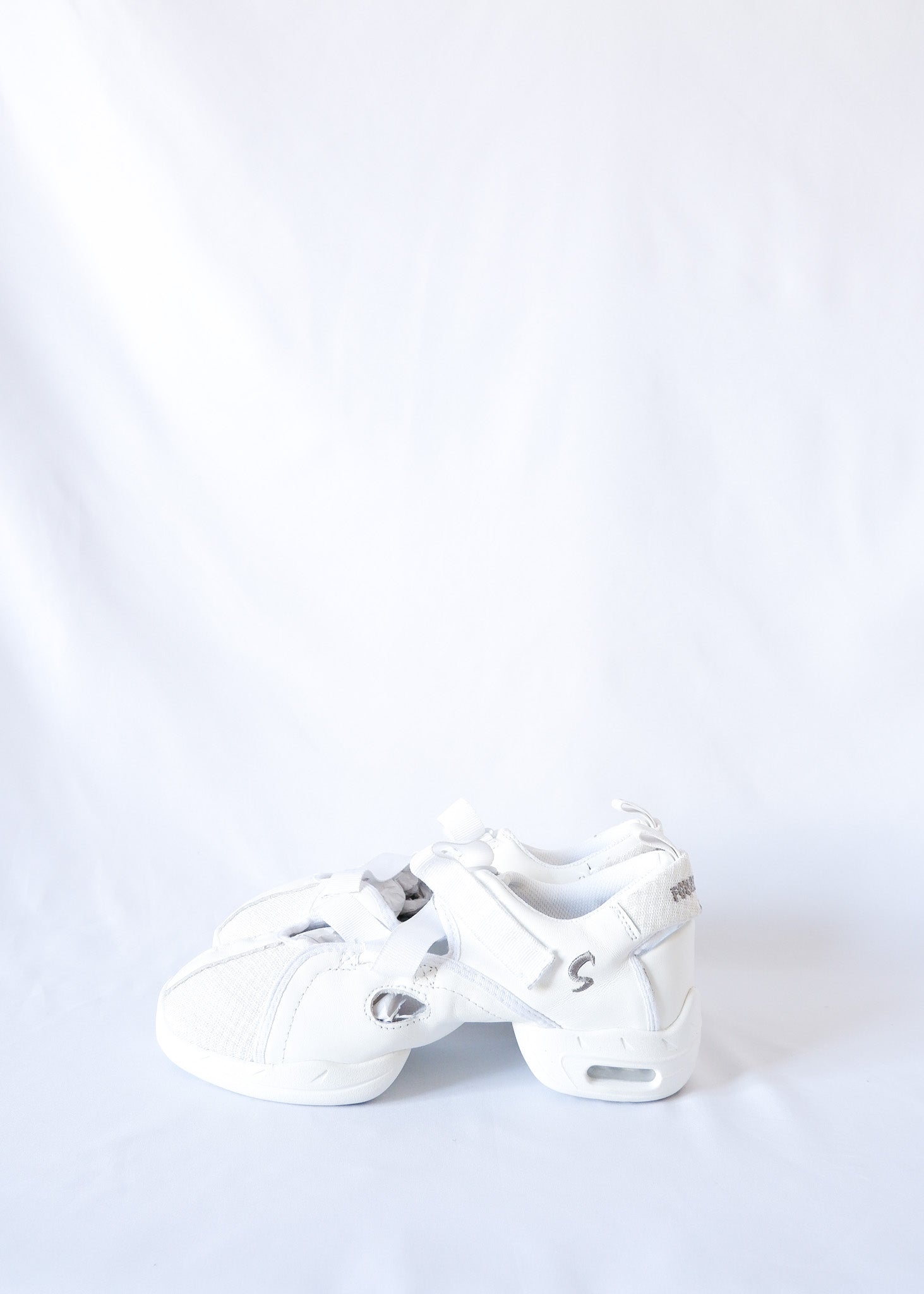 【SALE】White Canvas | 6M P-2