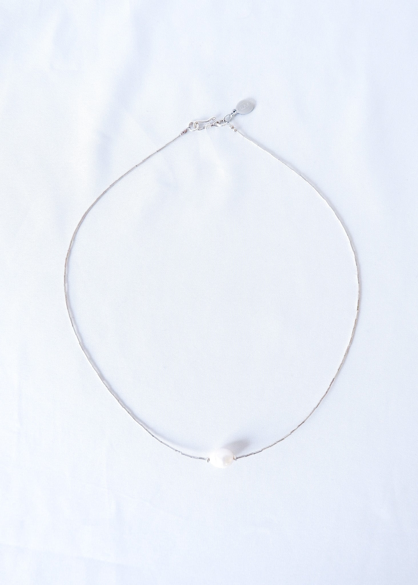 【SALE】Pearl Wire Line Necklace
