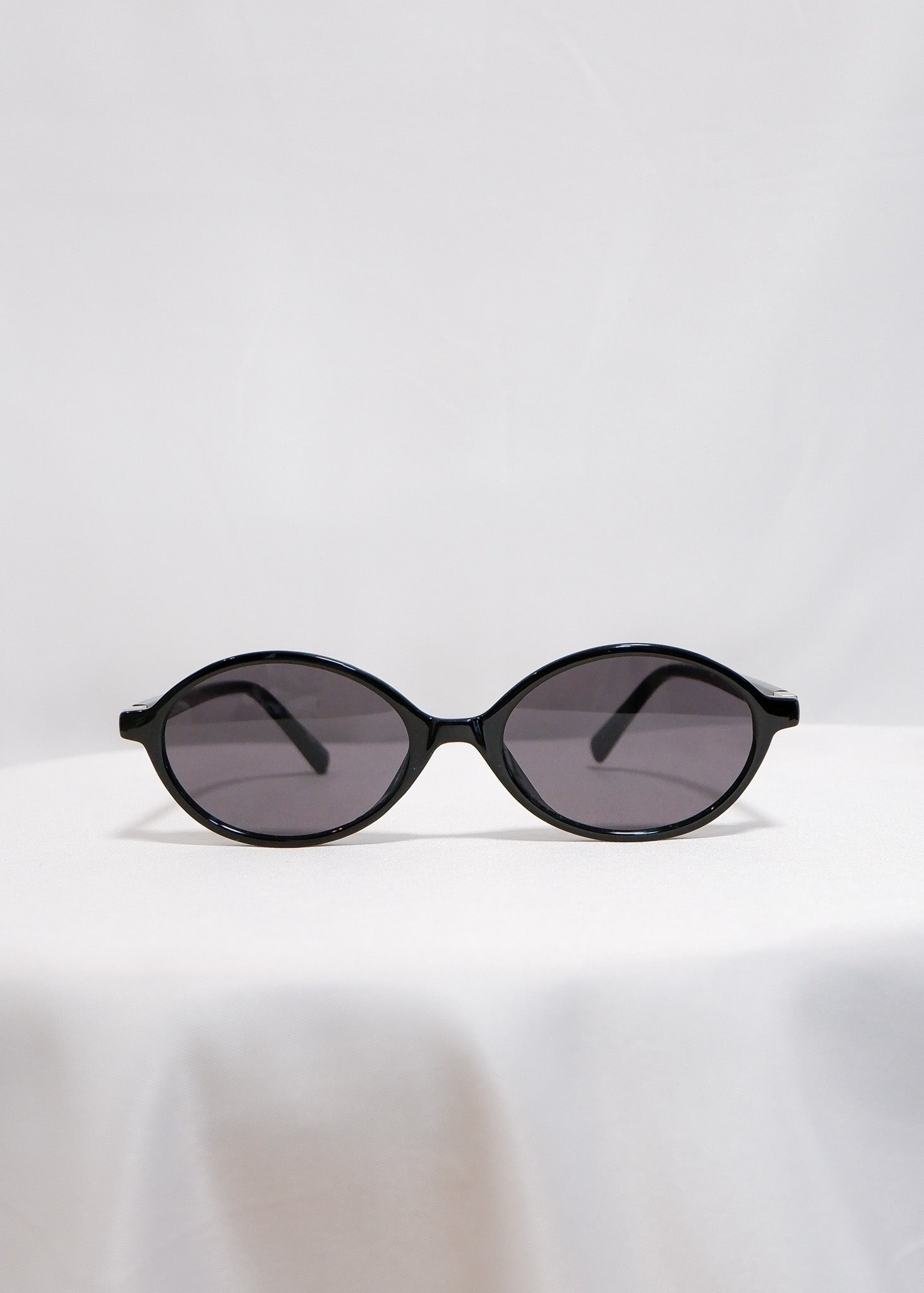 Meena / Round Sunglasses