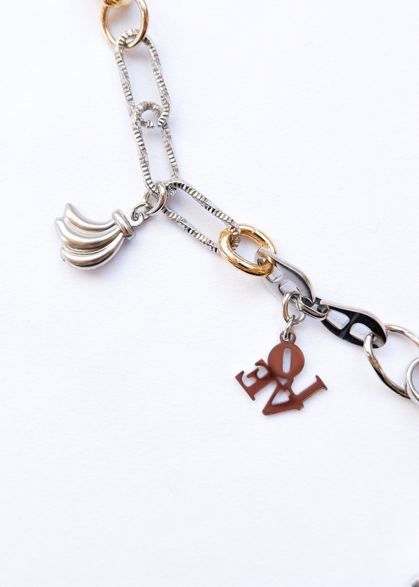 LIMITED CHARM NECKLACE /61