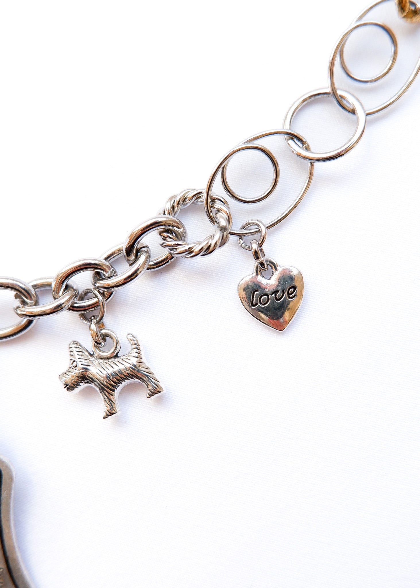 LIMITED CHARM NECKLACE /1969