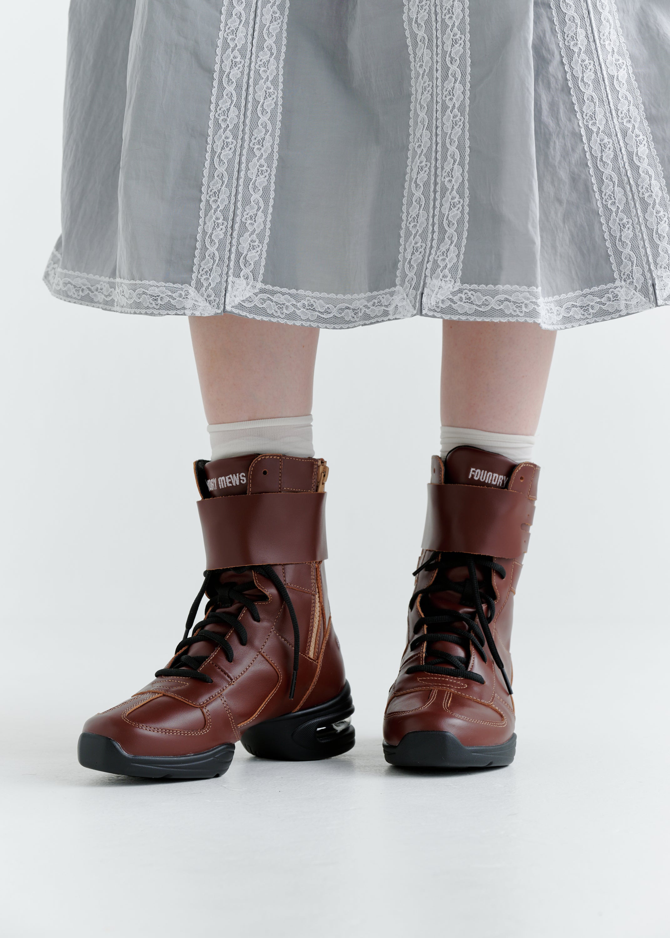 TEA BOOTS WITH BELT