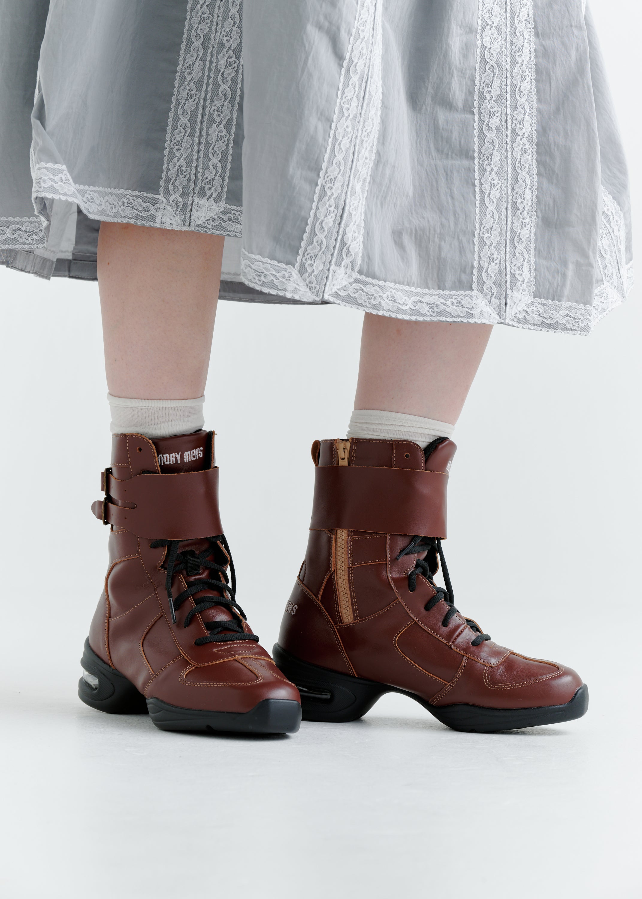 TEA BOOTS WITH BELT