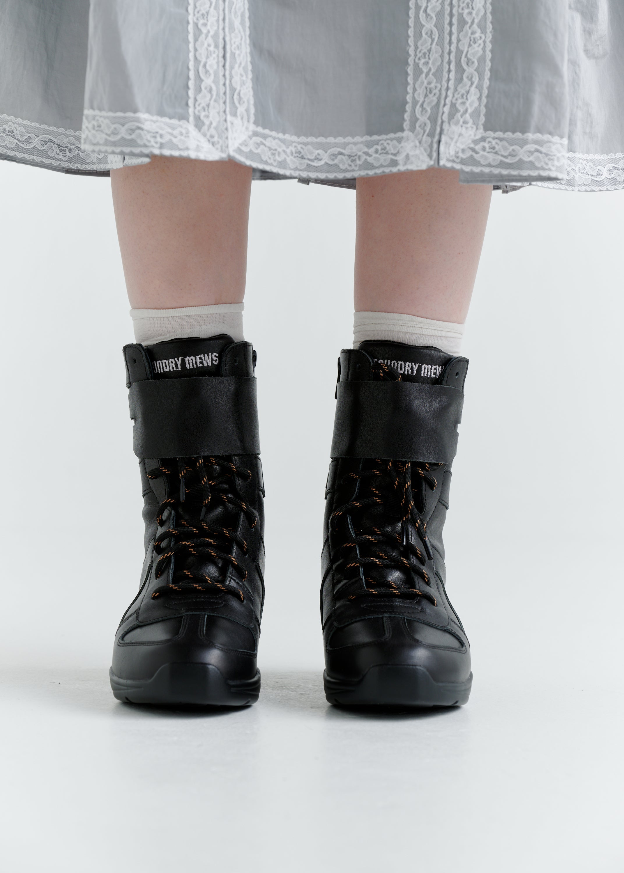 TEA BOOTS WITH BELT