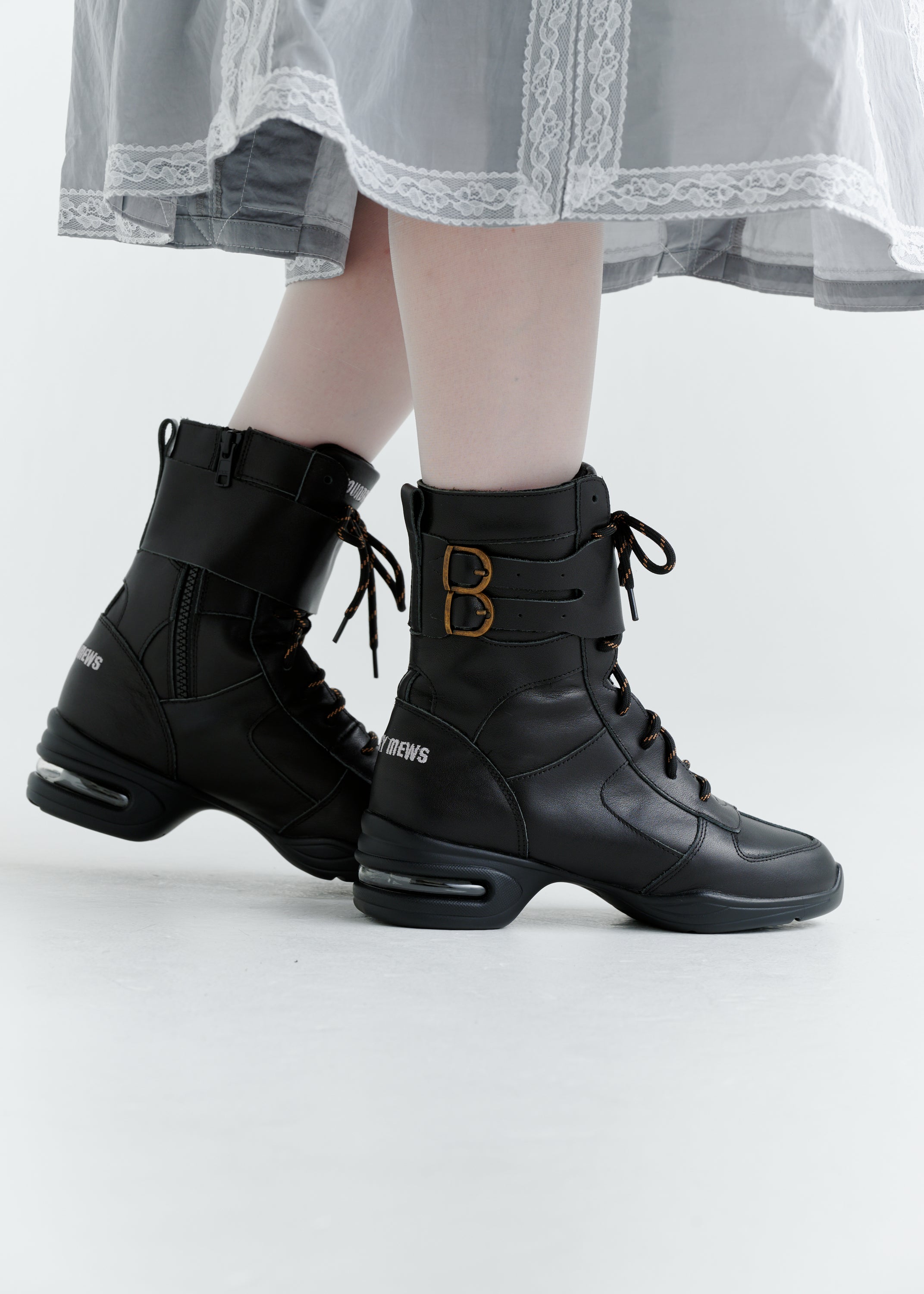 TEA BOOTS WITH BELT