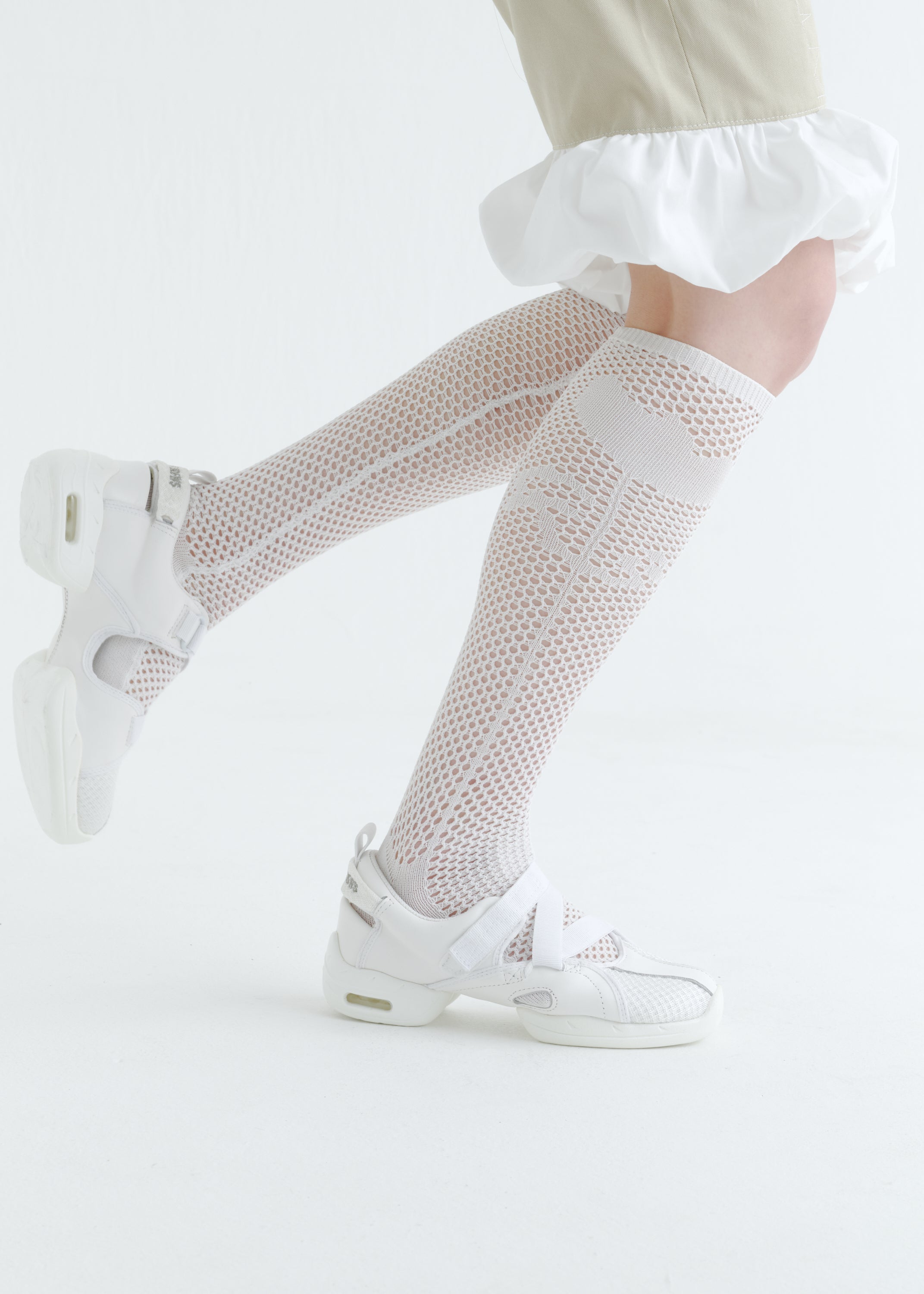 【MADE TO ORDER】Foundrymews / White canvas shoes