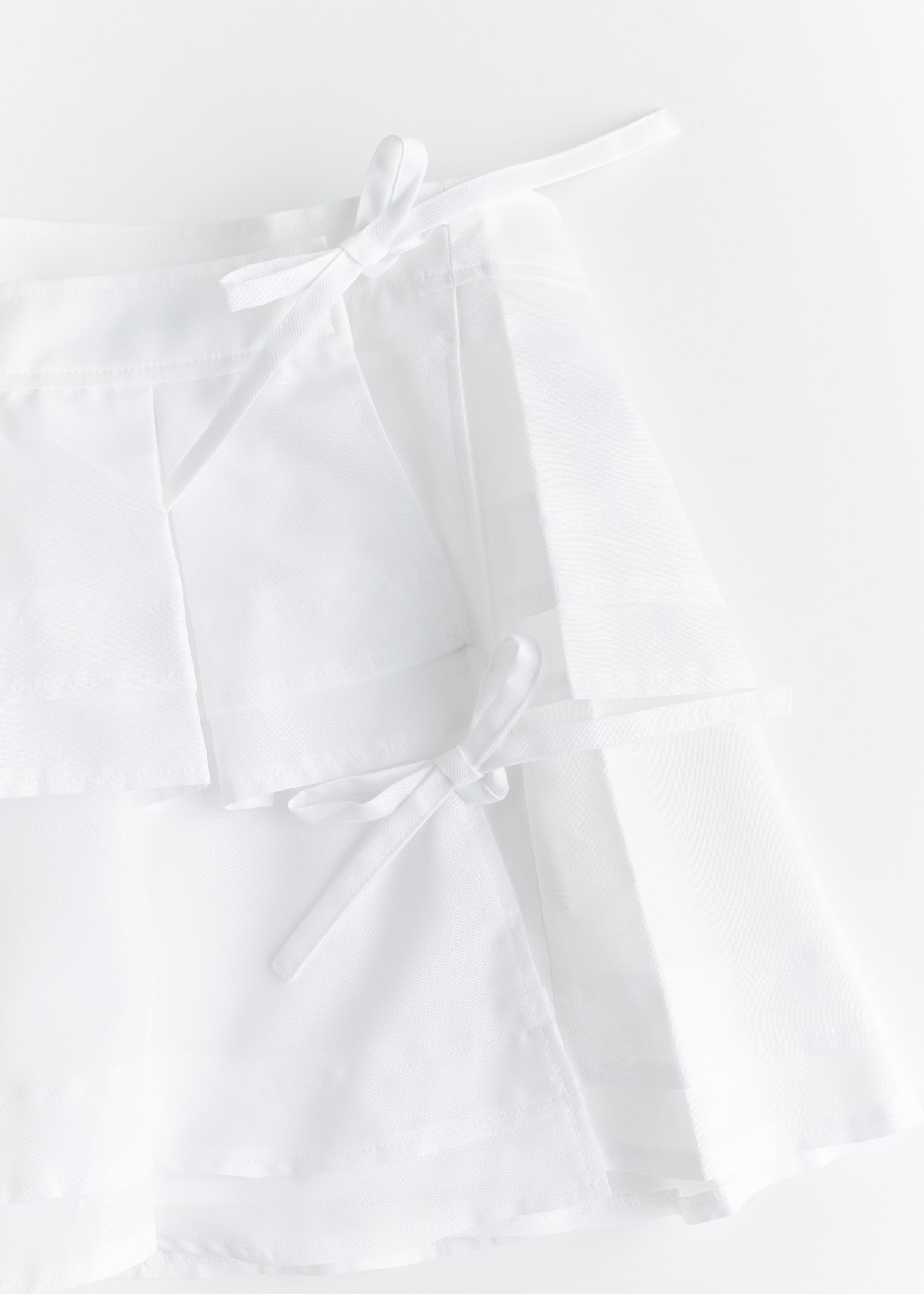 Benedict Skirts | top